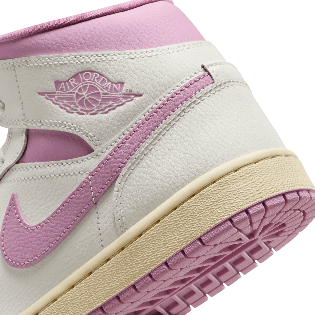 Women's Air Jordan 1 Mid "Strawberries & Cream"