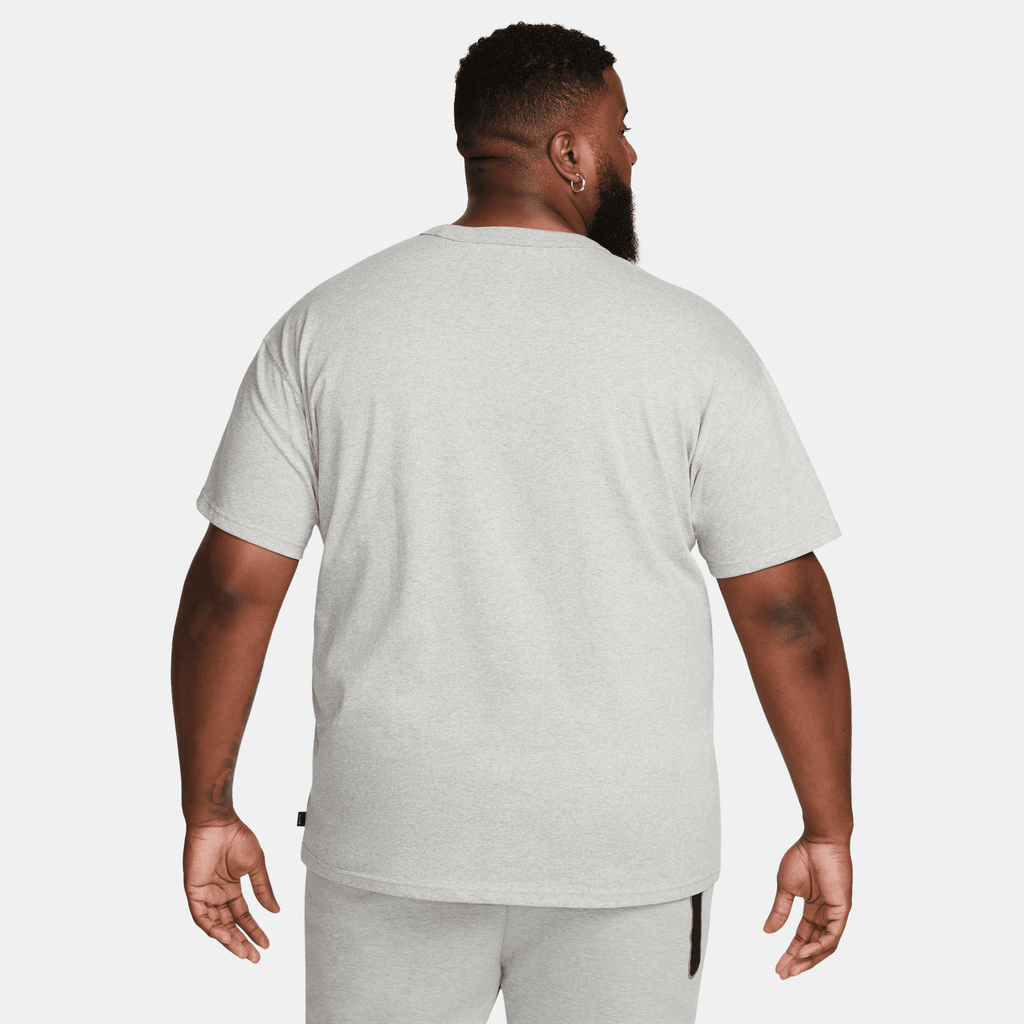 Men's Nike Sportswear Premium Essentials T-Shirts