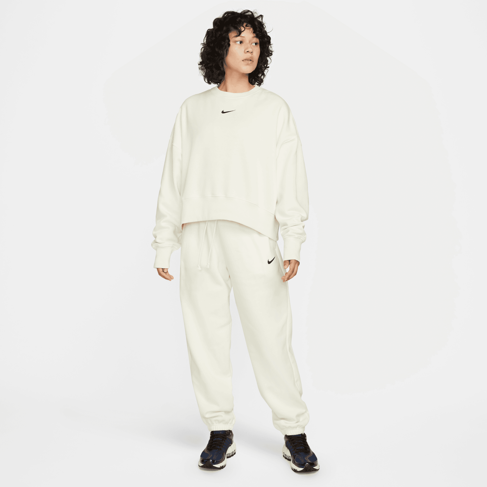 Nike Women's Phoenix Fleece High-Waisted Oversized Sweatpants