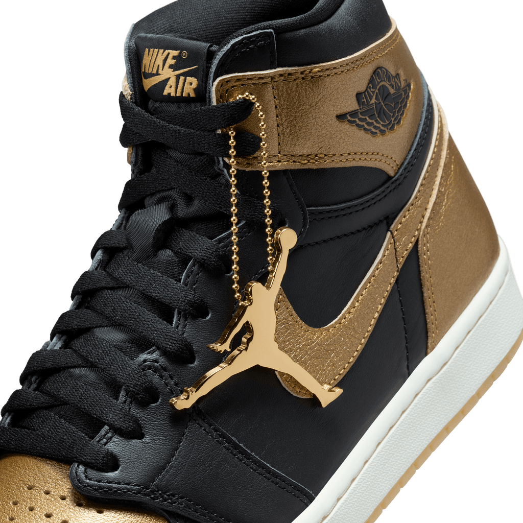 Men's Air Jordan 1 Retro High OG "Metallic Gold Black"