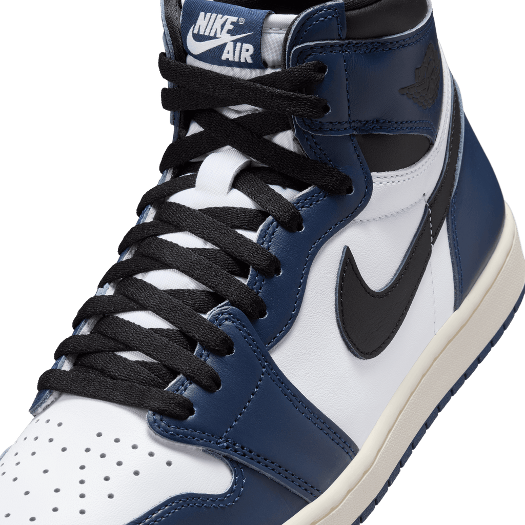 Men's Air Jordan 1 Retro High OG "Midnight Navy"