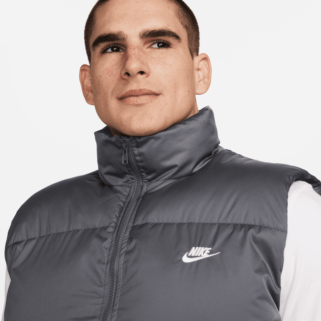 Men's Nike Sportswear Club Water-Repellent Puffer Vest