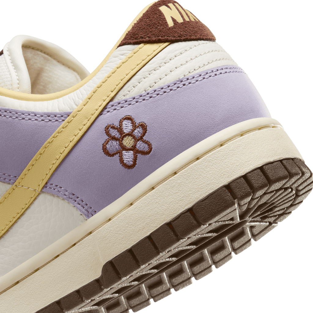 Women's W Nike Dunk Low PRM "Lilac Bloom"