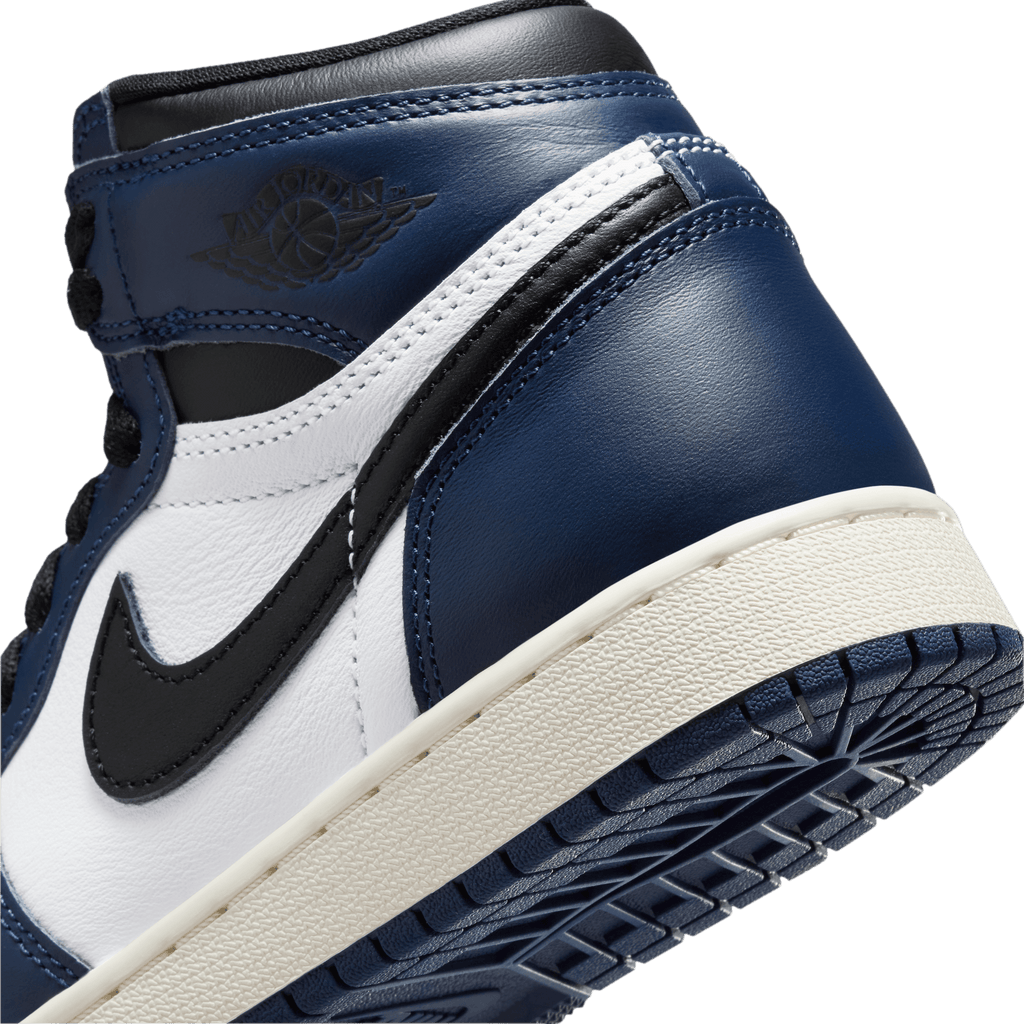 Big Kids' Air Jordan 1 High OG "Midnight Navy"