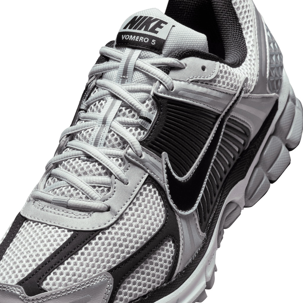 Men's Nike Zoom Vomero 5 "Metallic Silver Black"