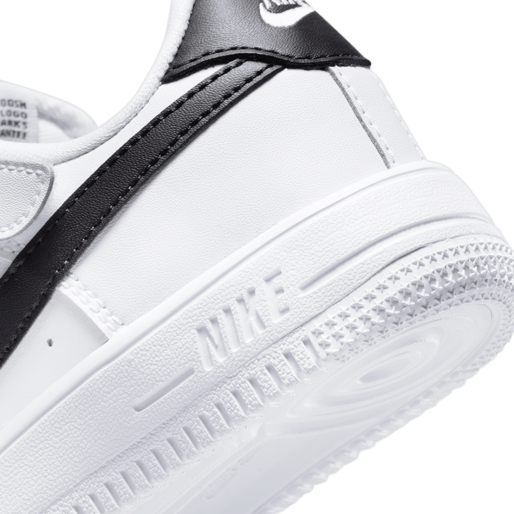 Little Kids' Nike Force 1 Low EasyOn "White Black"