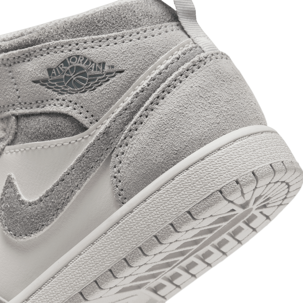 Little Kids' Jordan 1 Mid SE "Smoke Grey-Sail"