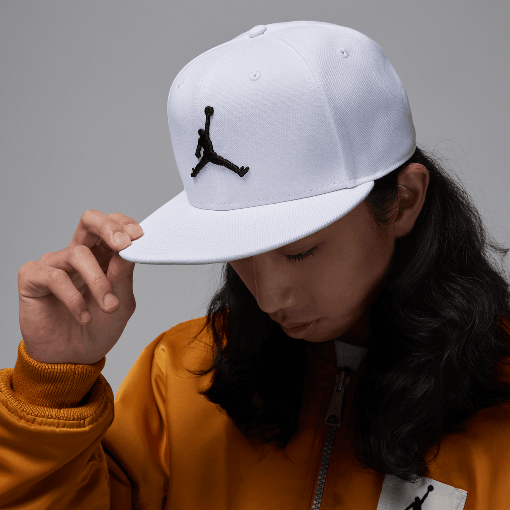 Jordan Jumpman Pro Adjustable Cap "White Black" (Unisex)