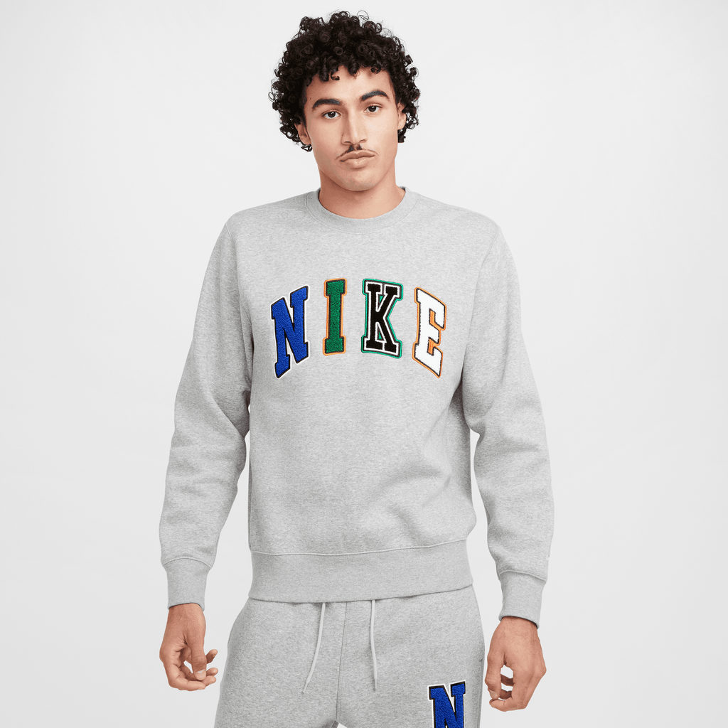 Men's Nike Club Crew Sweatshirts