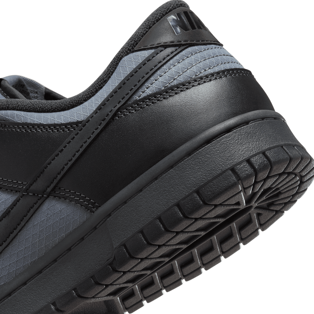 Men's Nike Dunk Low Retro SE Winterized "Off Noir Smoke Grey"