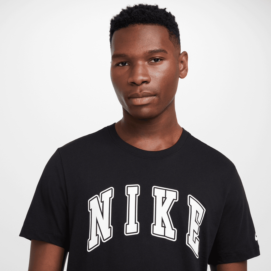 Men's Nike Sportswear Club T-Shirt