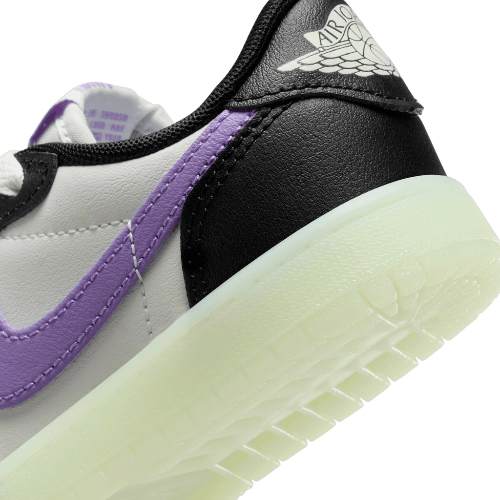 Little Kids' Jordan 1 Retro Low OG "Black Raspberry"