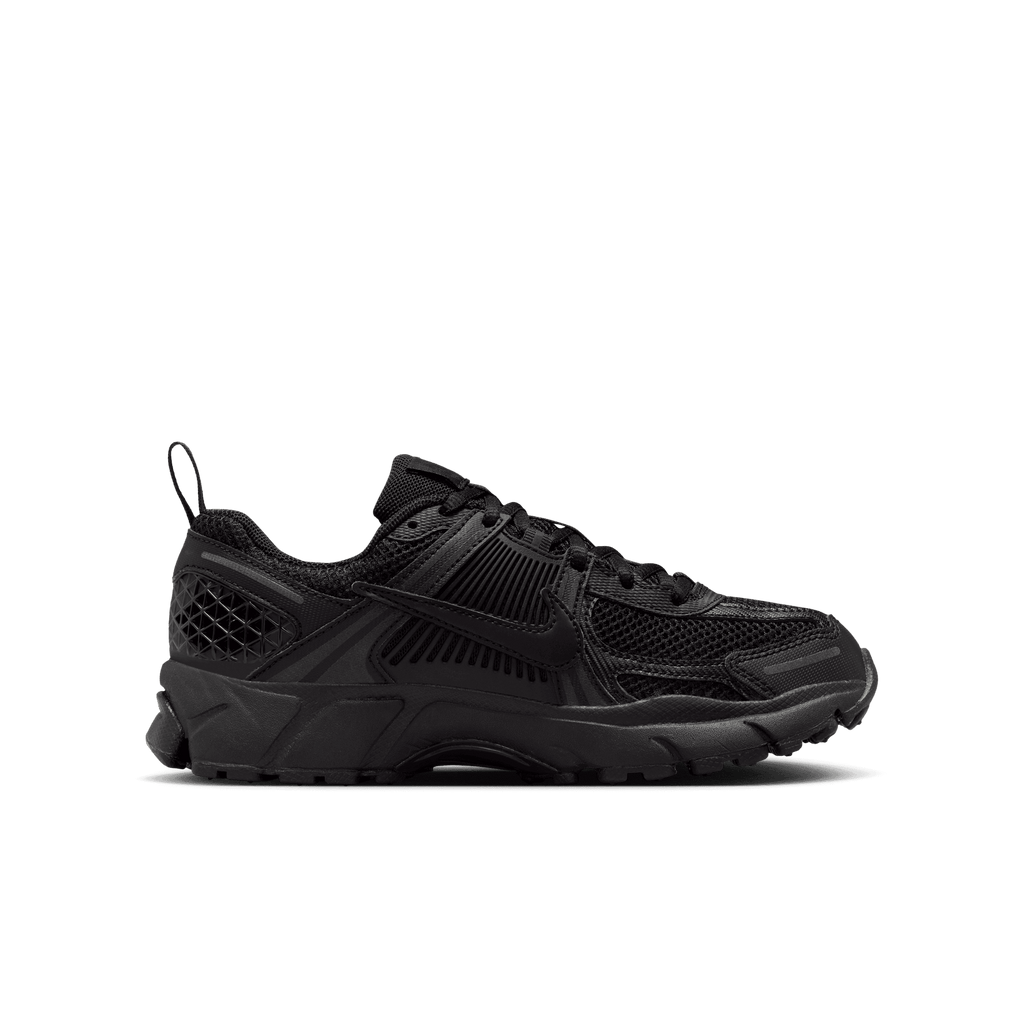 Big Kids' Nike Vomero 5 "Triple Black"