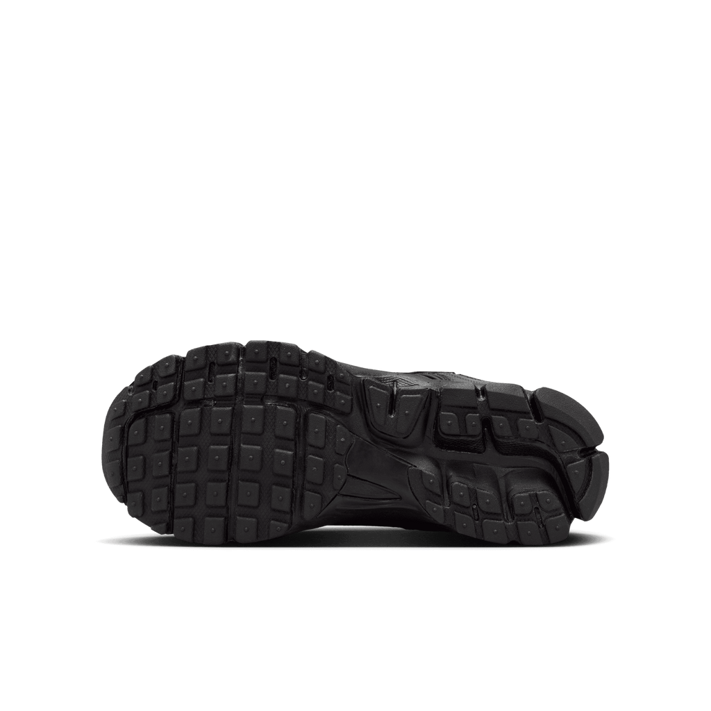 Big Kids' Nike Vomero 5 "Triple Black"