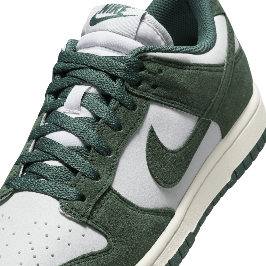 Women's Nike Dunk Low "Vintage Green"