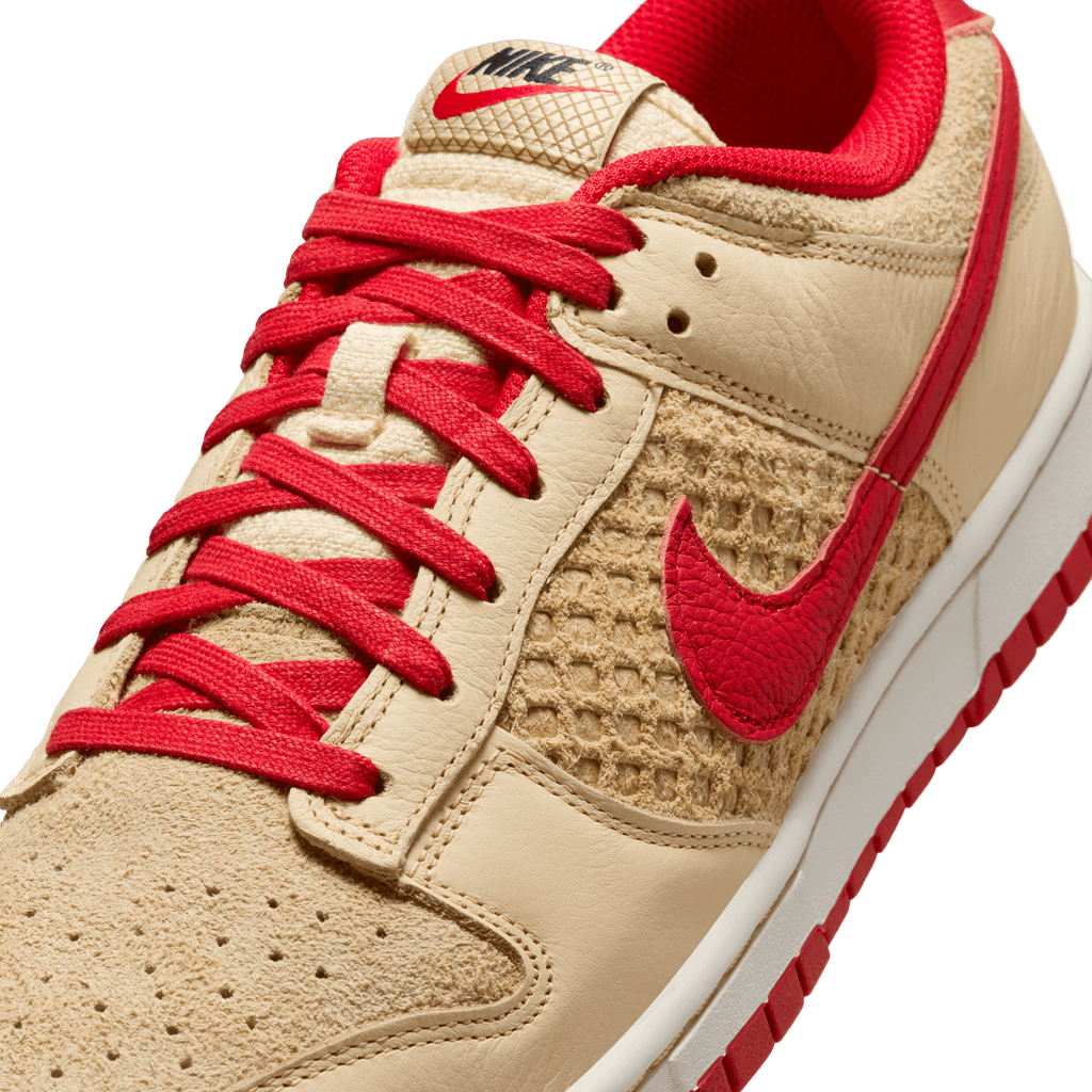 Men's Nike Dunk Low Retro SE "Strawberry Waffle"