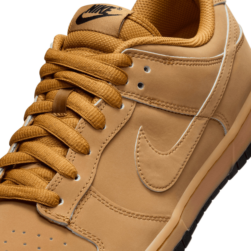 Men's Nike Dunk Low Retro SE "Wheat Gum"