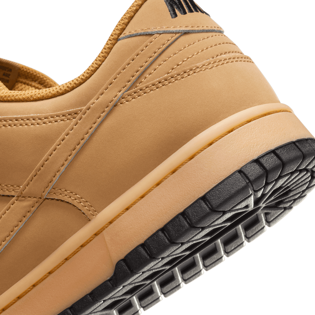 Men's Nike Dunk Low Retro SE "Wheat Gum"