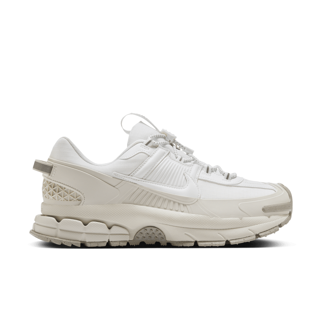 Men's Nike Zoom Vomero Roam Winterized "Summit White"