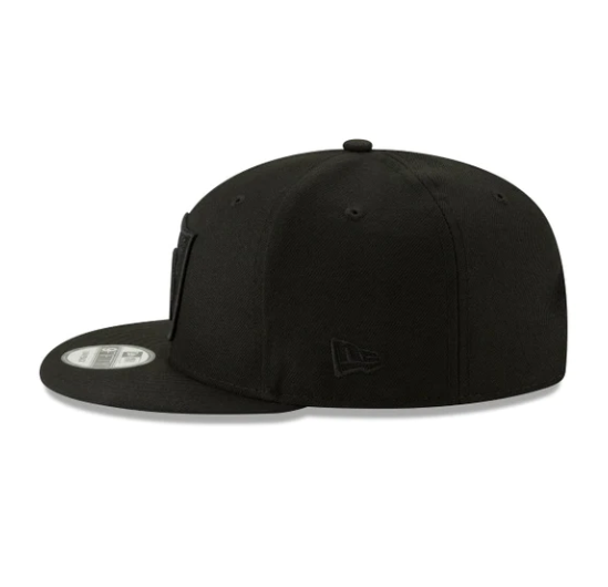 Las Vegas Raiders New Era Black on Black 9FIFTY Snapback