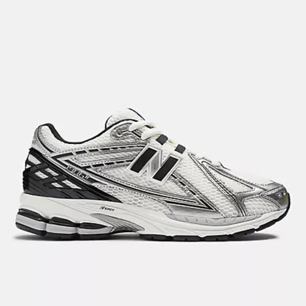 Men's/Women's 1906R New Balance "Silver Metallic Black"