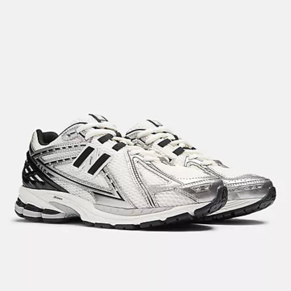 Men's/Women's 1906R New Balance "Silver Metallic Black"