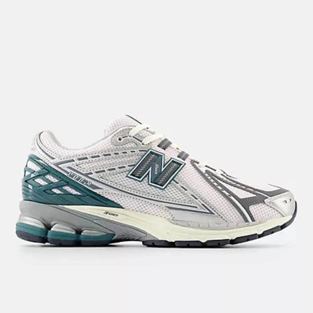 Men's/Women's 1906R New Balance "Silver Metallic Nightwatch Green"