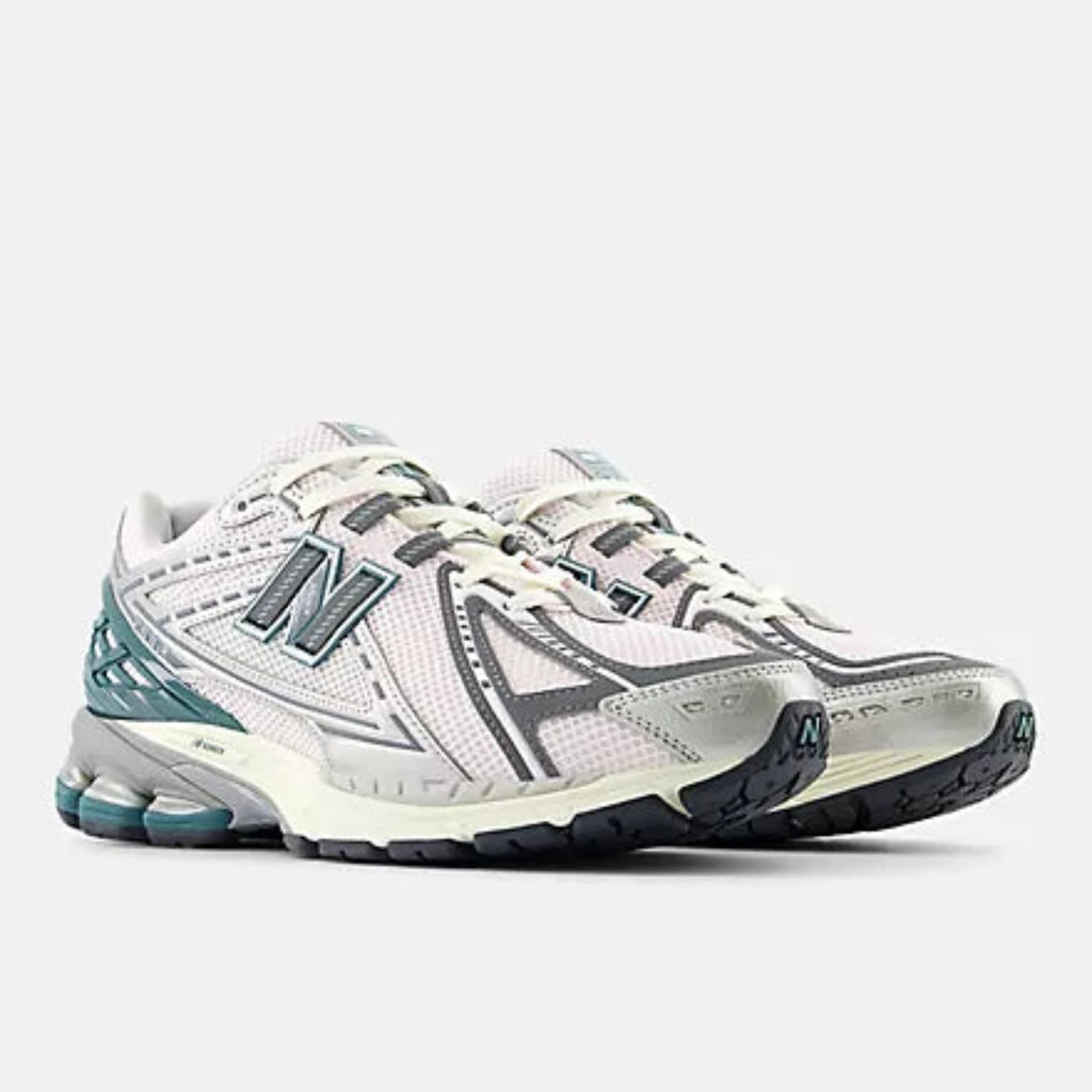 Men's/Women's 1906R New Balance "Silver Metallic Nightwatch Green"