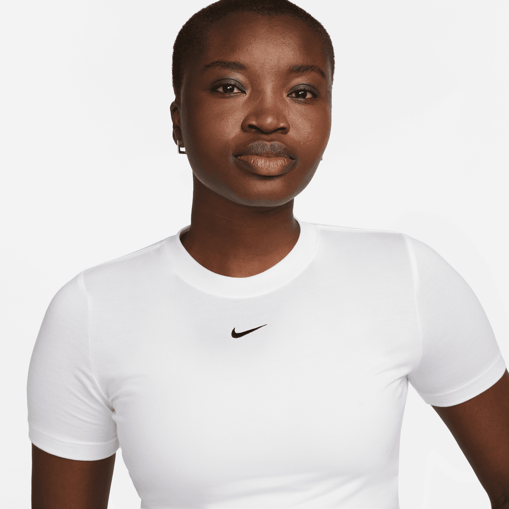 Women's Nike Sportswear Essential Slim-Fit Crop T-Shirt