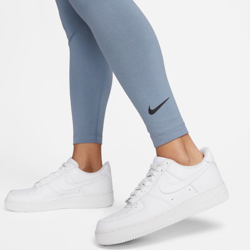 Women's Nike Sportswear Club High-Waisted Leggings – The Closet Inc.