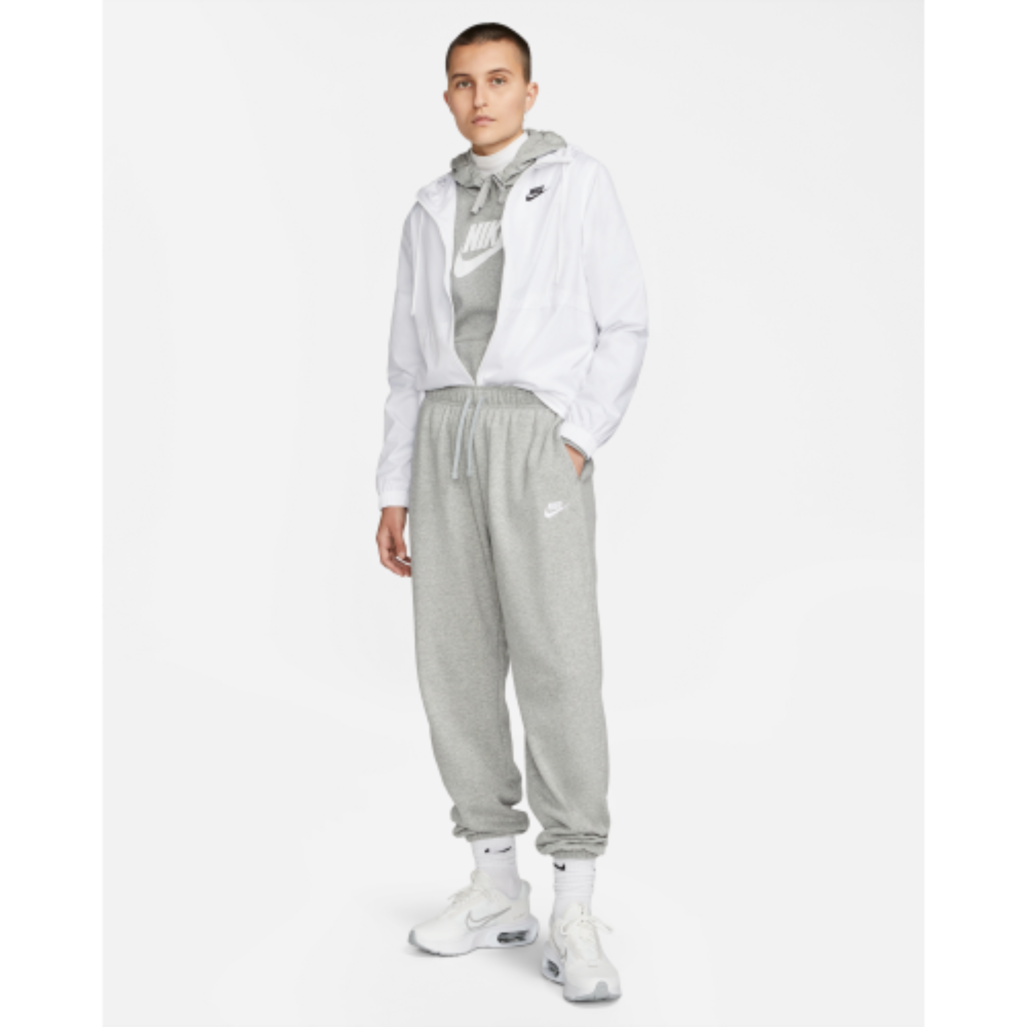 Nike Women's Sportswear Club Fleece Mid-Rise Oversized Cargo Sweatpants  Dark Grey Heather / White